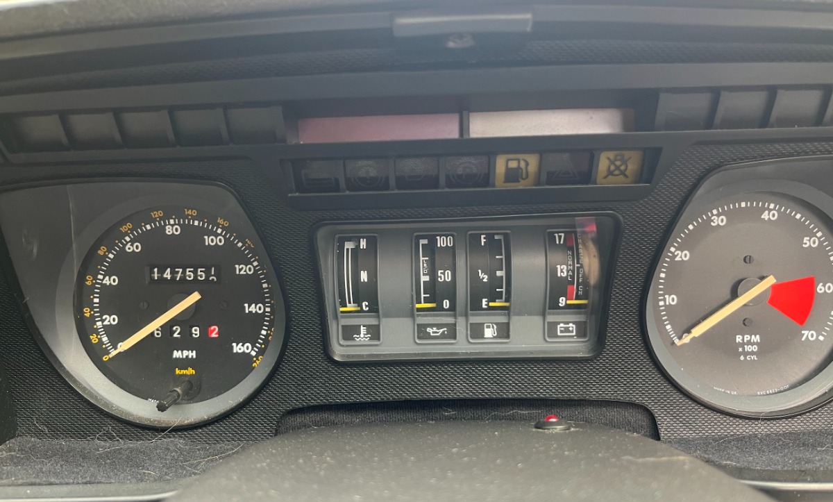 1990 Jaguar XJS Image 9